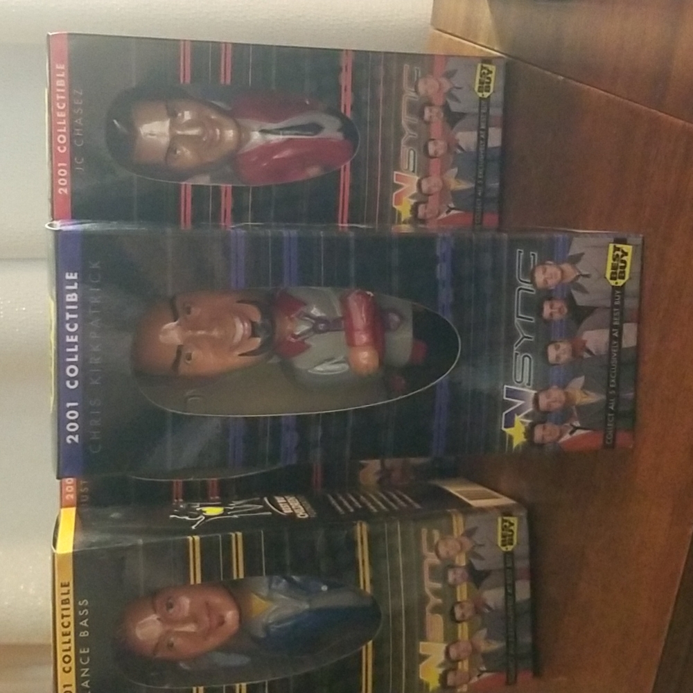 Mint condition Best Buy Exclusive Nsync Bobble Heads - Picture 7 of 7